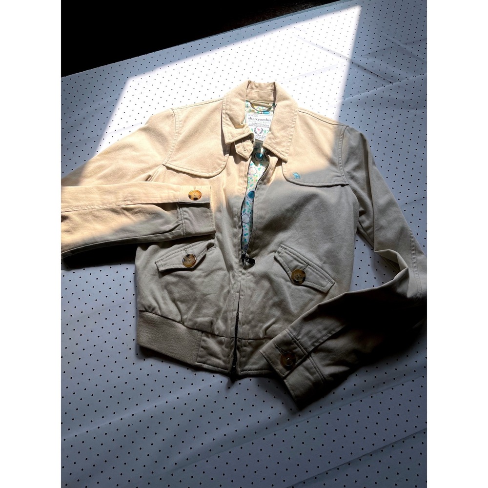 Abercrombie Kids Beige Bomber Jacket Girls Medium Zip Front Preppy Y2K Outerwear